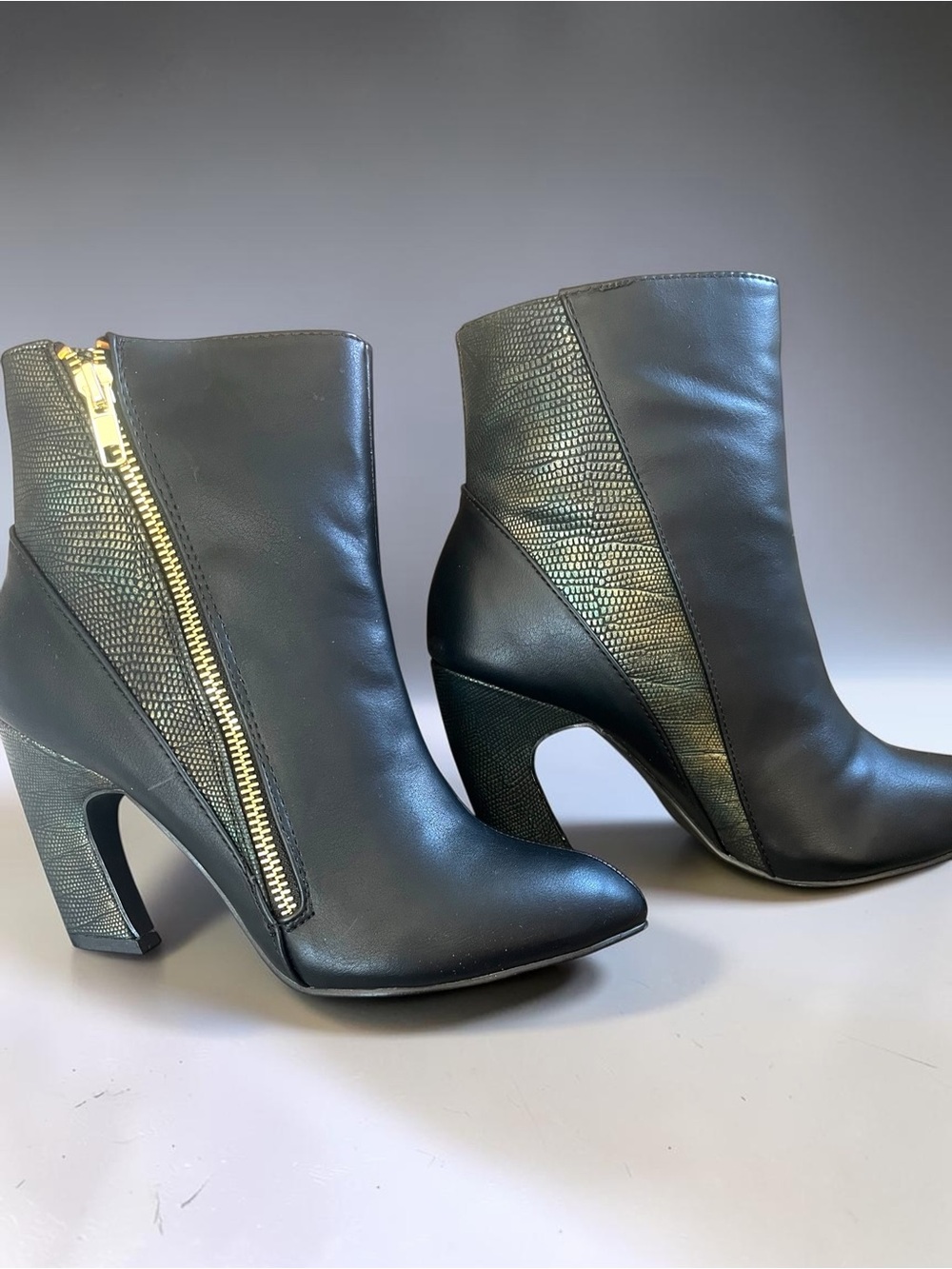 Black Ankle Boots Zip-Up Green Gold Iridescent accent booties
